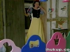 Snow White finds a new home - ihukup-com