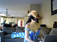 amateur passiekoppel flashing boobs on live webcam