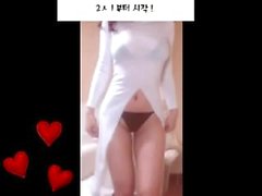 Big Tits Korean Girl Strip1